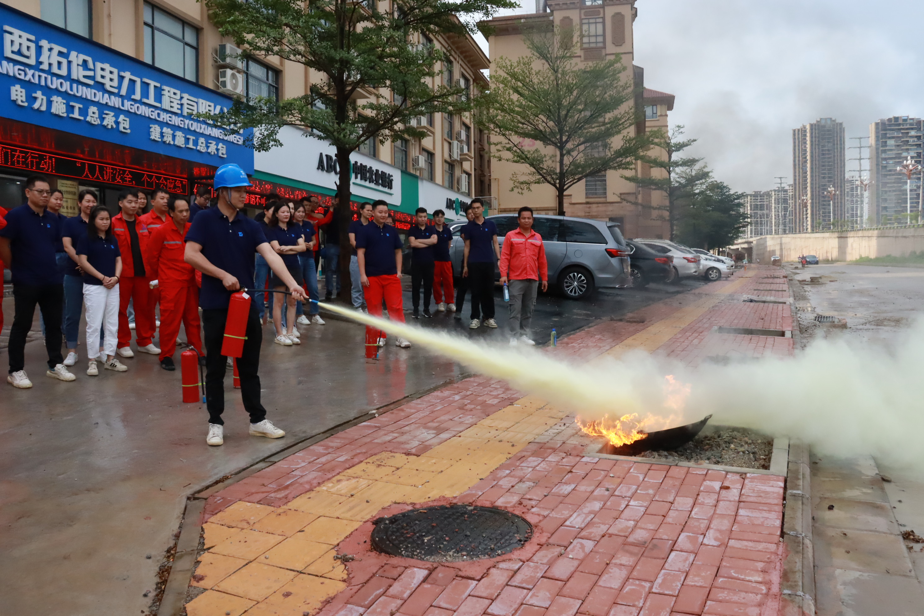 2023年安全生产月消防演练